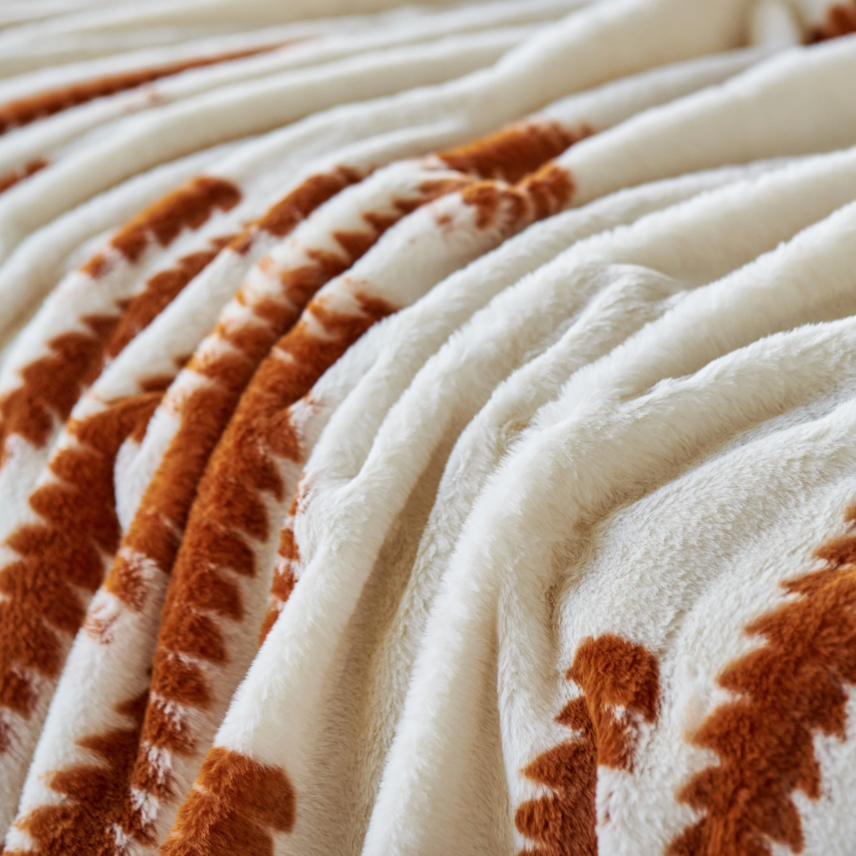 Warm Faux Fur Luxury Sofa Throw Blankets, Soft Cozy Thick Plush Shaggy Blankets for Couch Chair Bed - Image 11