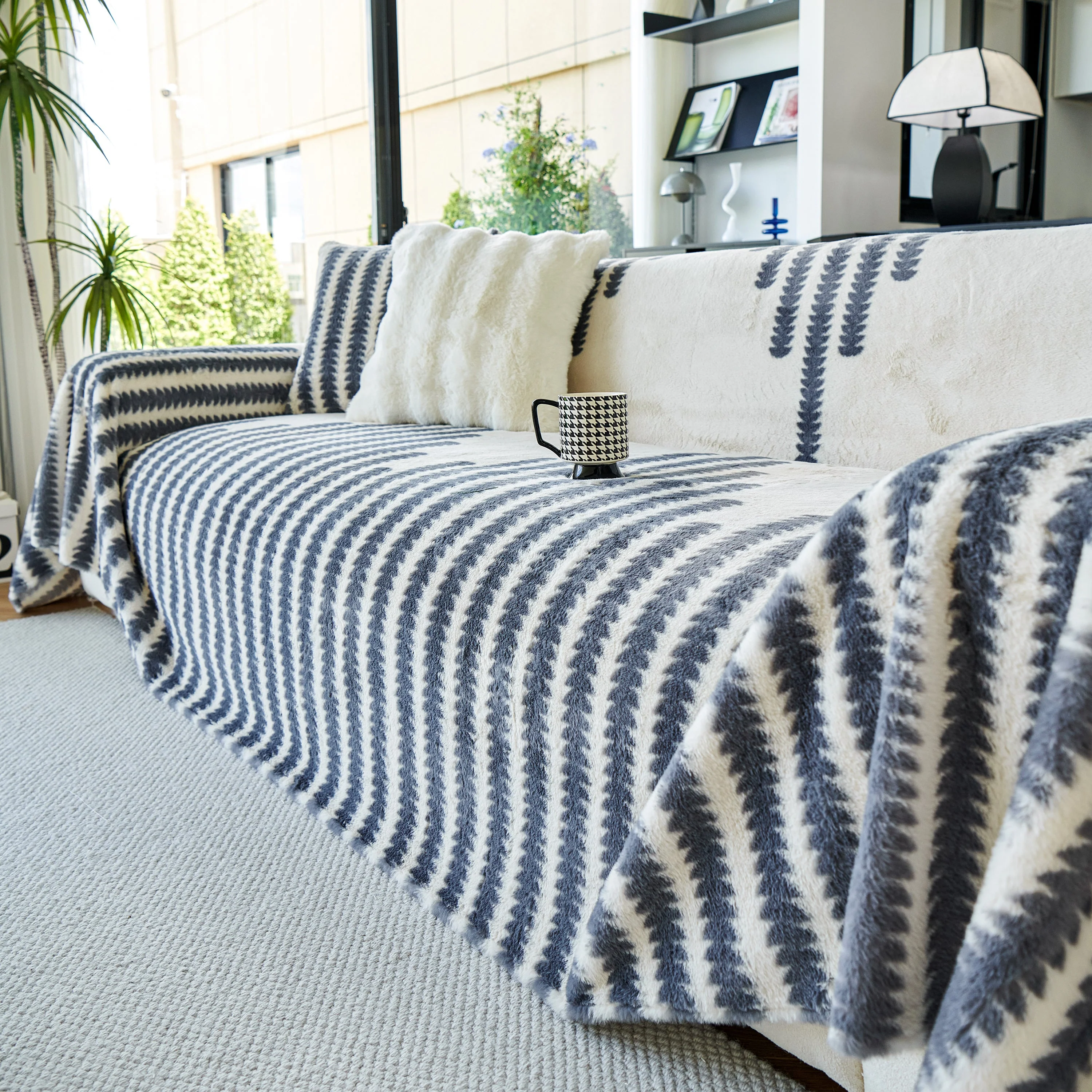 Warm Faux Fur Luxury Sofa Throw Blankets, Soft Cozy Thick Plush Shaggy Blankets for Couch Chair Bed - Image 33