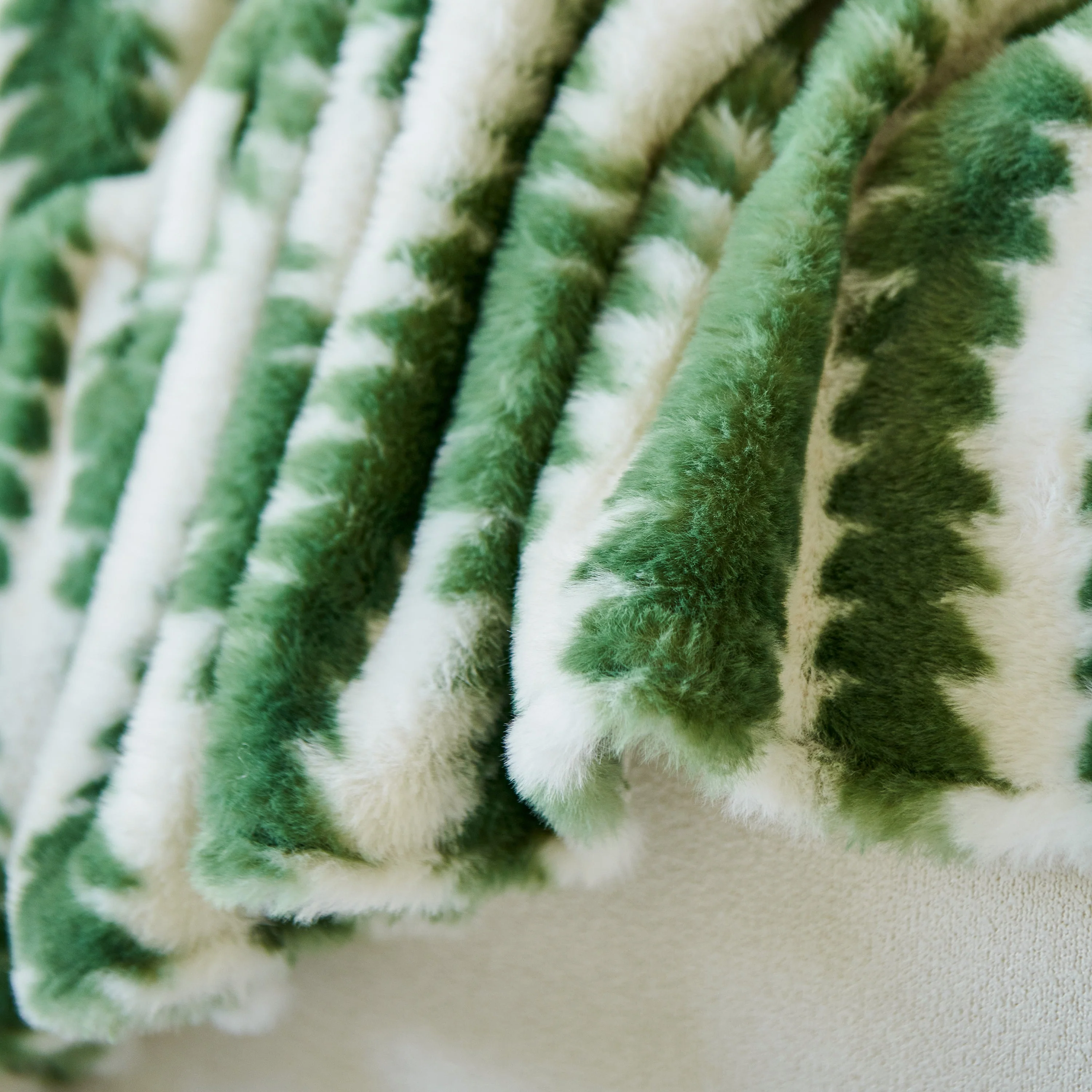 Warm Faux Fur Luxury Sofa Throw Blankets, Soft Cozy Thick Plush Shaggy Blankets for Couch Chair Bed - Image 38