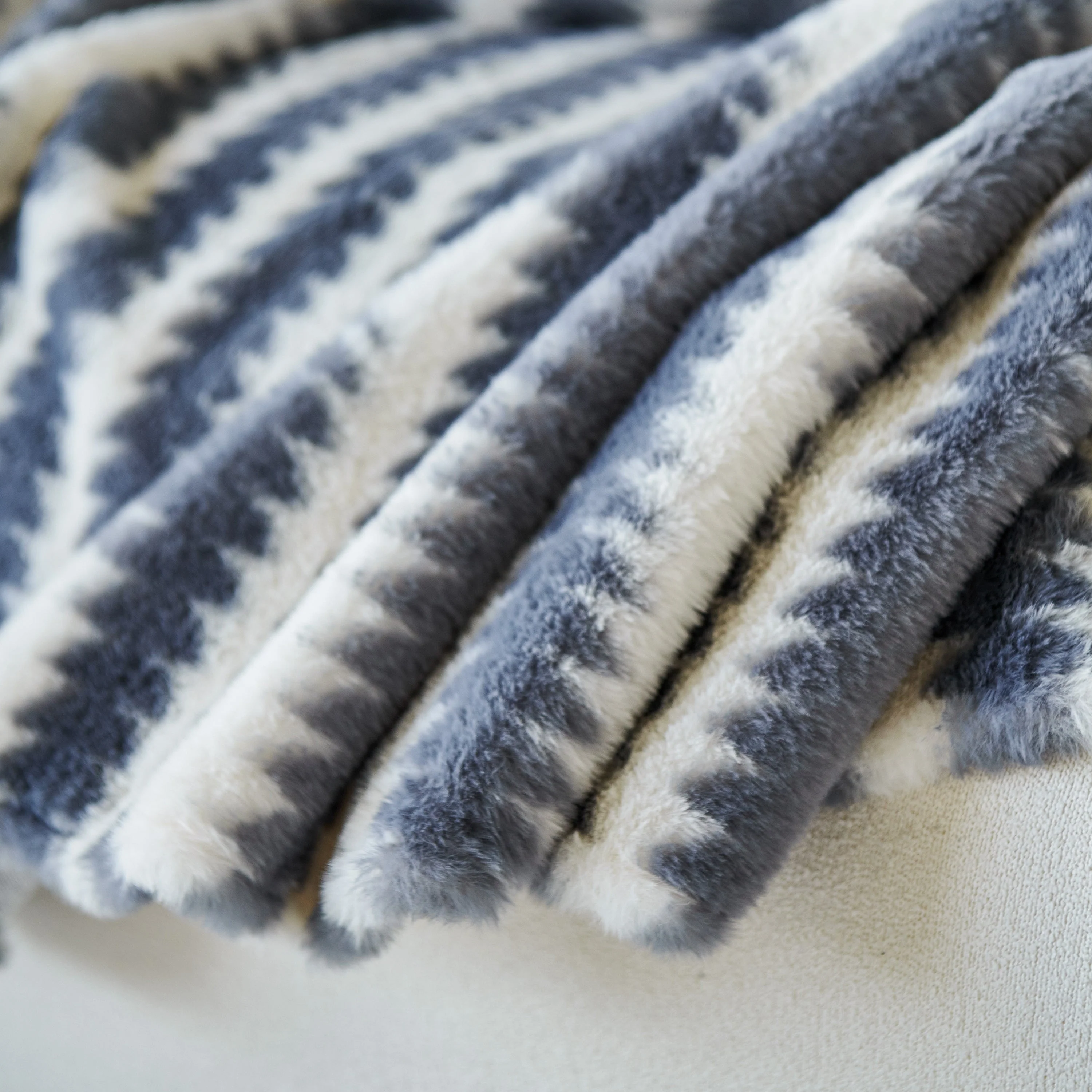 Warm Faux Fur Luxury Sofa Throw Blankets, Soft Cozy Thick Plush Shaggy Blankets for Couch Chair Bed - Image 67