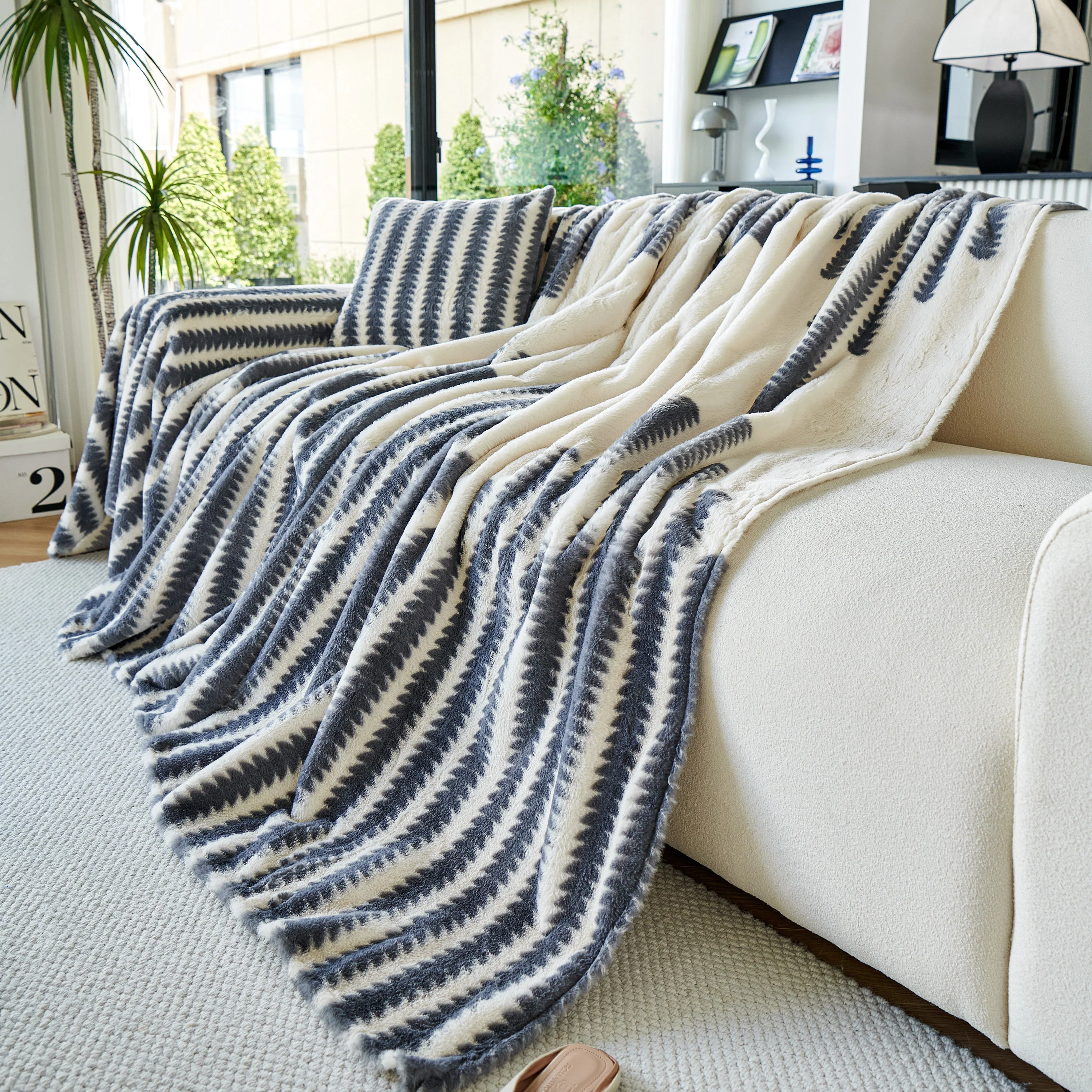 Warm Faux Fur Luxury Sofa Throw Blankets, Soft Cozy Thick Plush Shaggy Blankets for Couch Chair Bed - Image 72