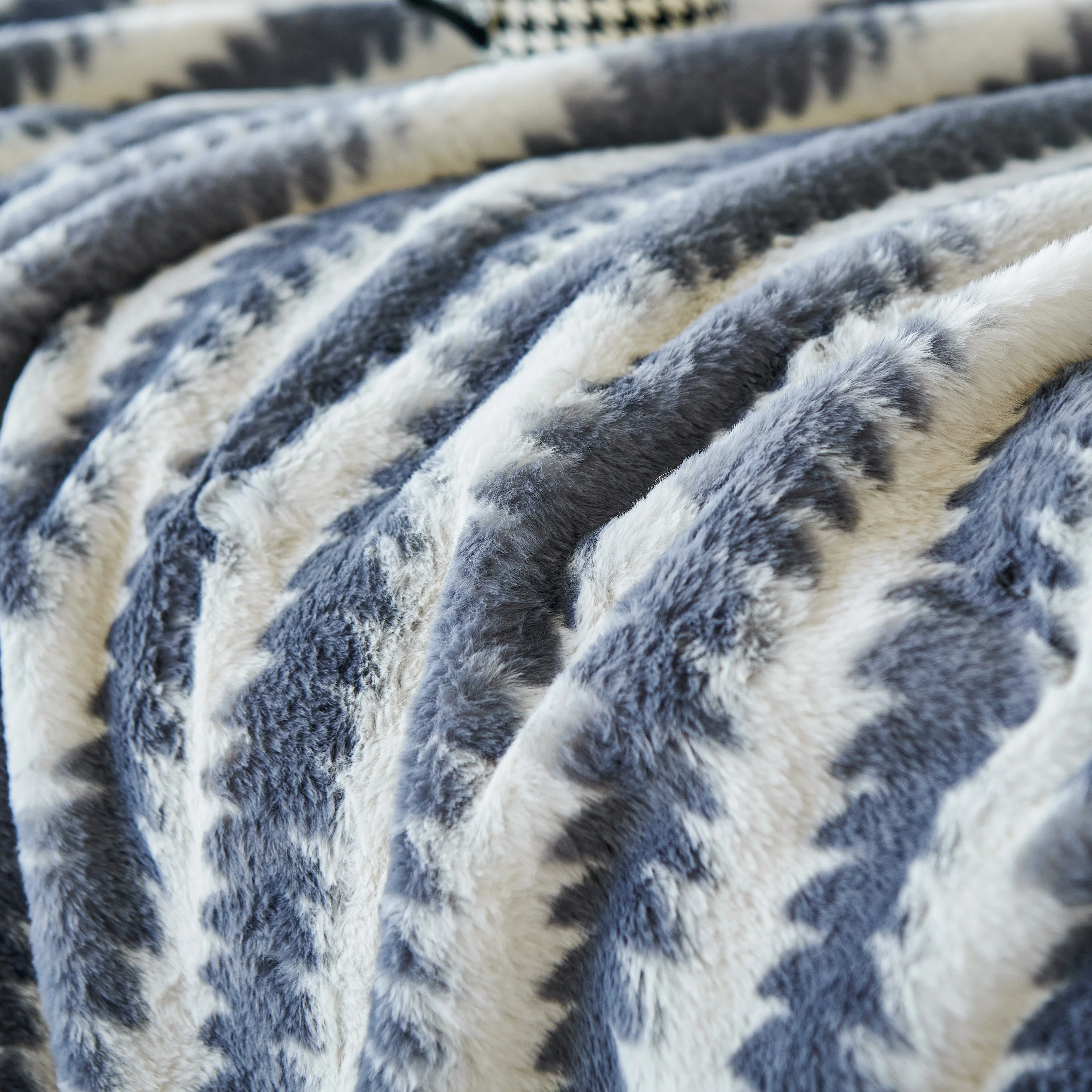 Warm Faux Fur Luxury Sofa Throw Blankets, Soft Cozy Thick Plush Shaggy Blankets for Couch Chair Bed - Image 78
