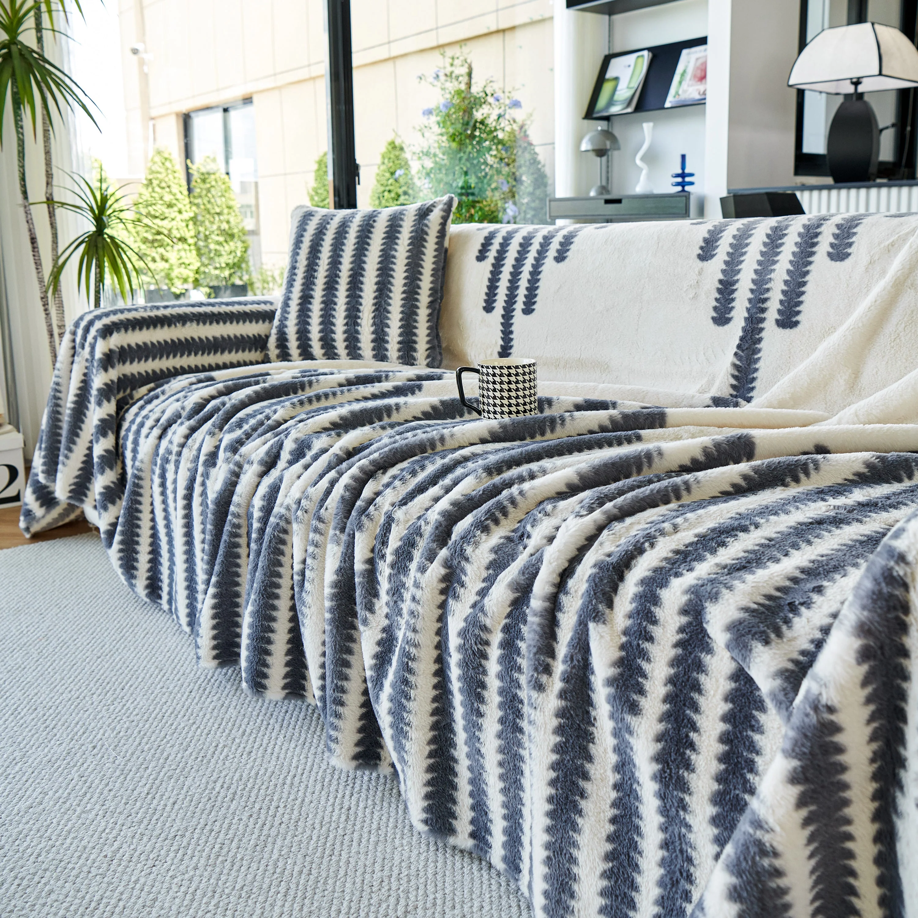 Warm Faux Fur Luxury Sofa Throw Blankets, Soft Cozy Thick Plush Shaggy Blankets for Couch Chair Bed - Image 81