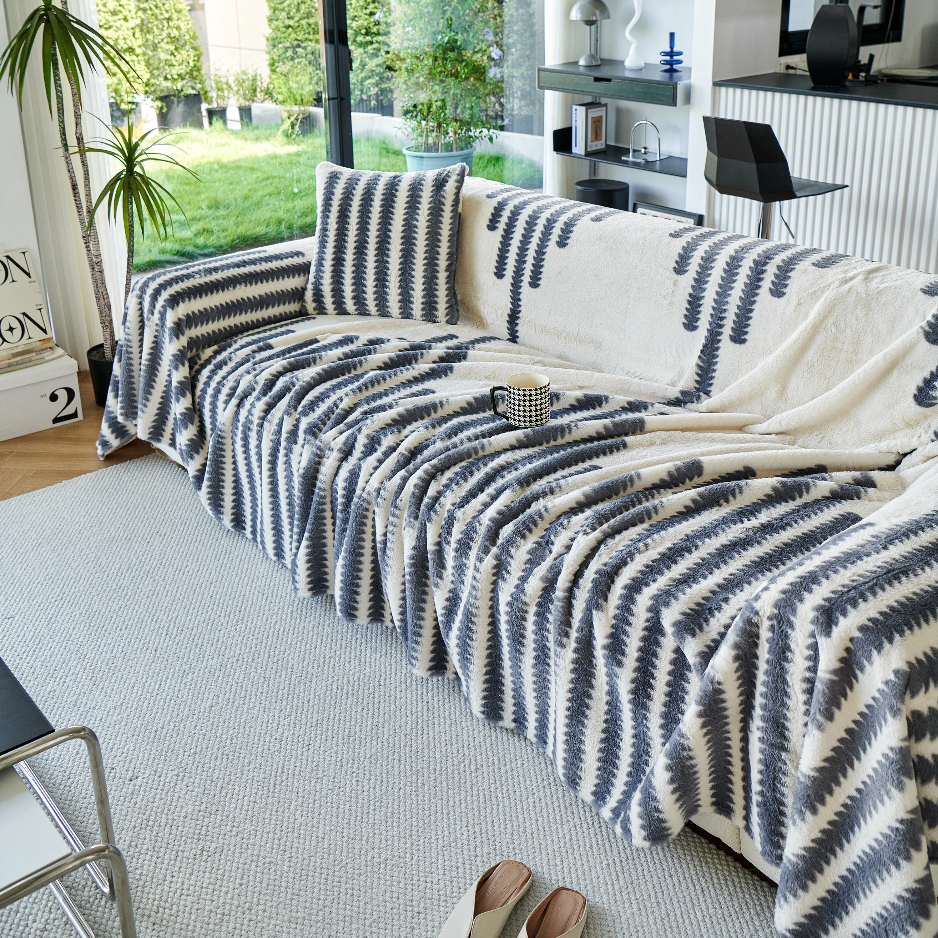 Warm Faux Fur Luxury Sofa Throw Blankets, Soft Cozy Thick Plush Shaggy Blankets for Couch Chair Bed - Image 82