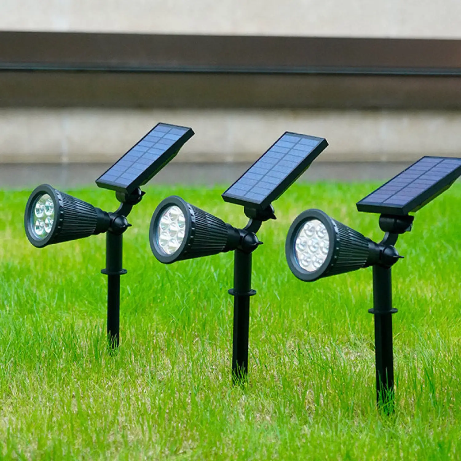 Waterproof LED Solar Lawn Lamp for Garden and Pathway Lighting - Image 2