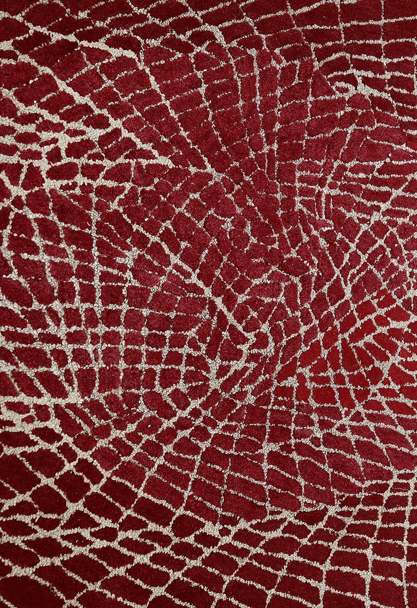 Web Hand Tufted 5x8 Modern Style Maroon Wool Area Rug - Image 4