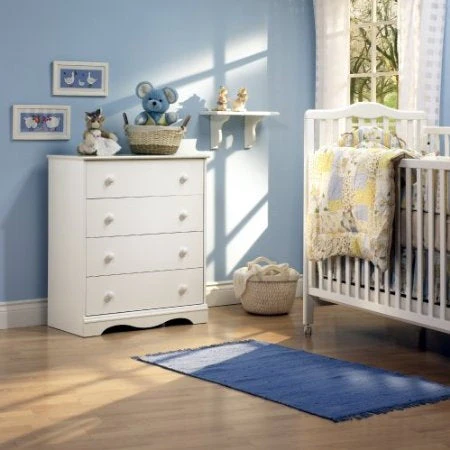 White 4 Drawer Bedroom Chest with Wooden Knobs - Image 2