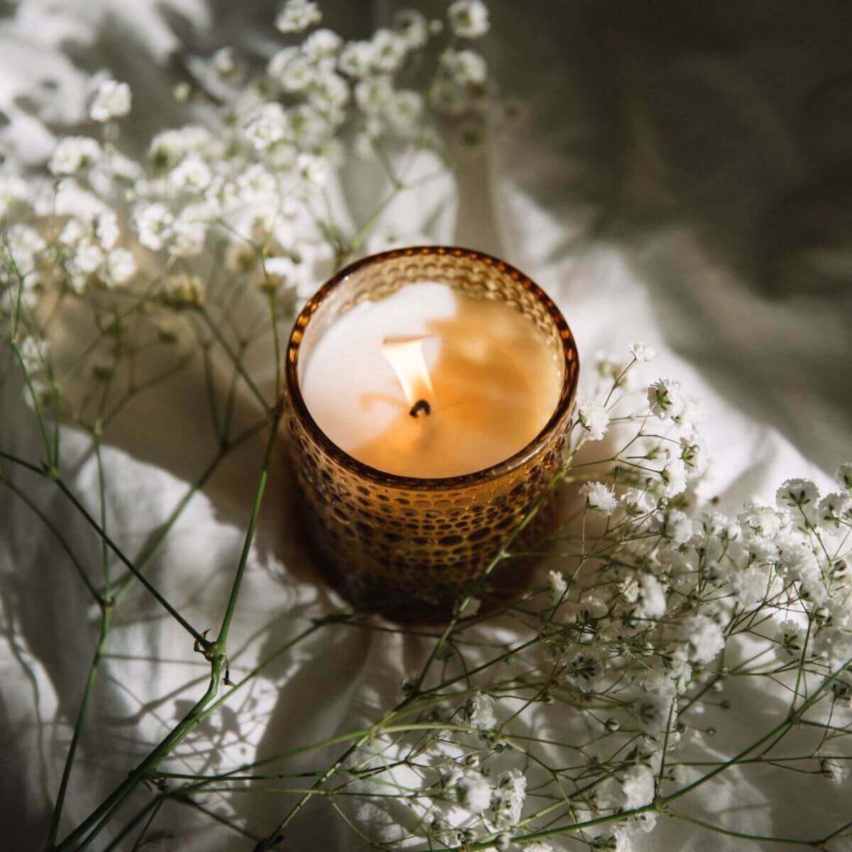 White Lily Scented Candle - Aromática - Image 5