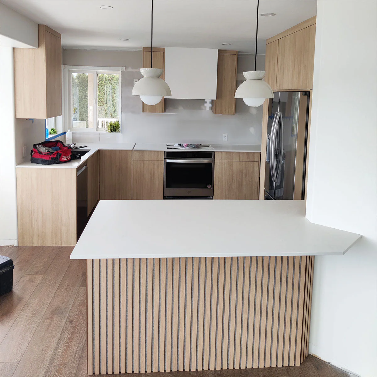 White Oak (Grey Felt) Willow Panel - Image 7