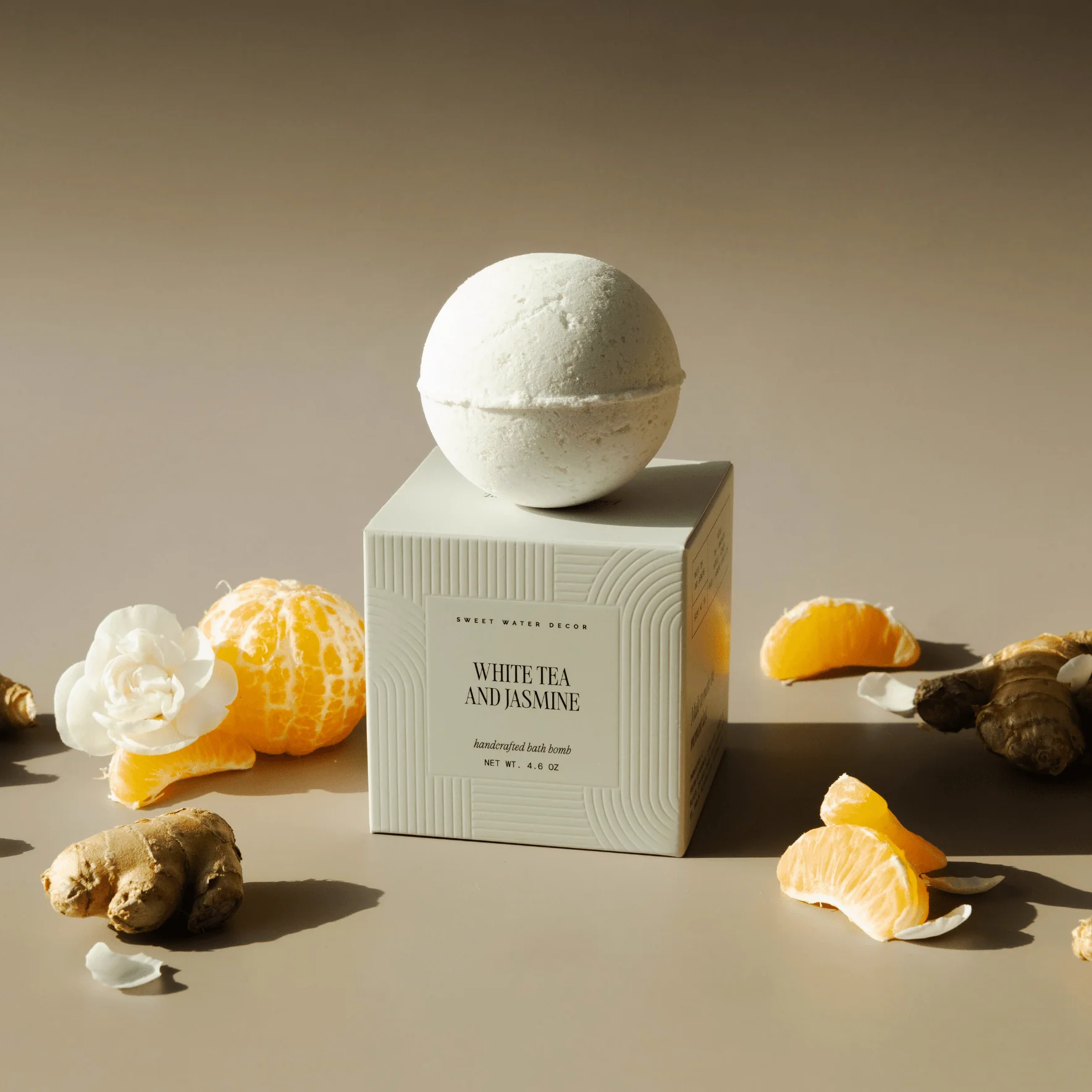 White Tea and Jasmine 4.6 oz Bath Bomb - Image 4