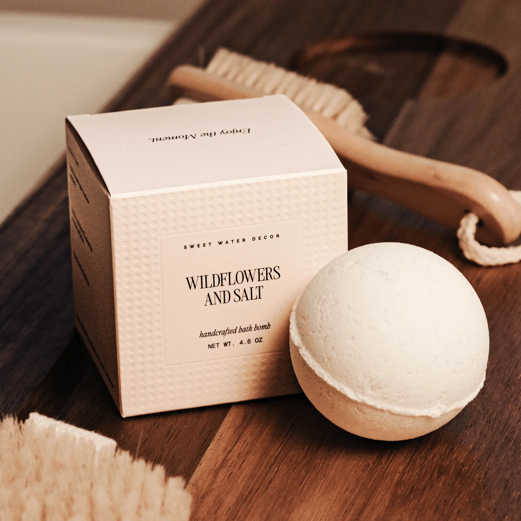 Wildflowers and Salt 4.6 oz Bath Bomb - Image 4