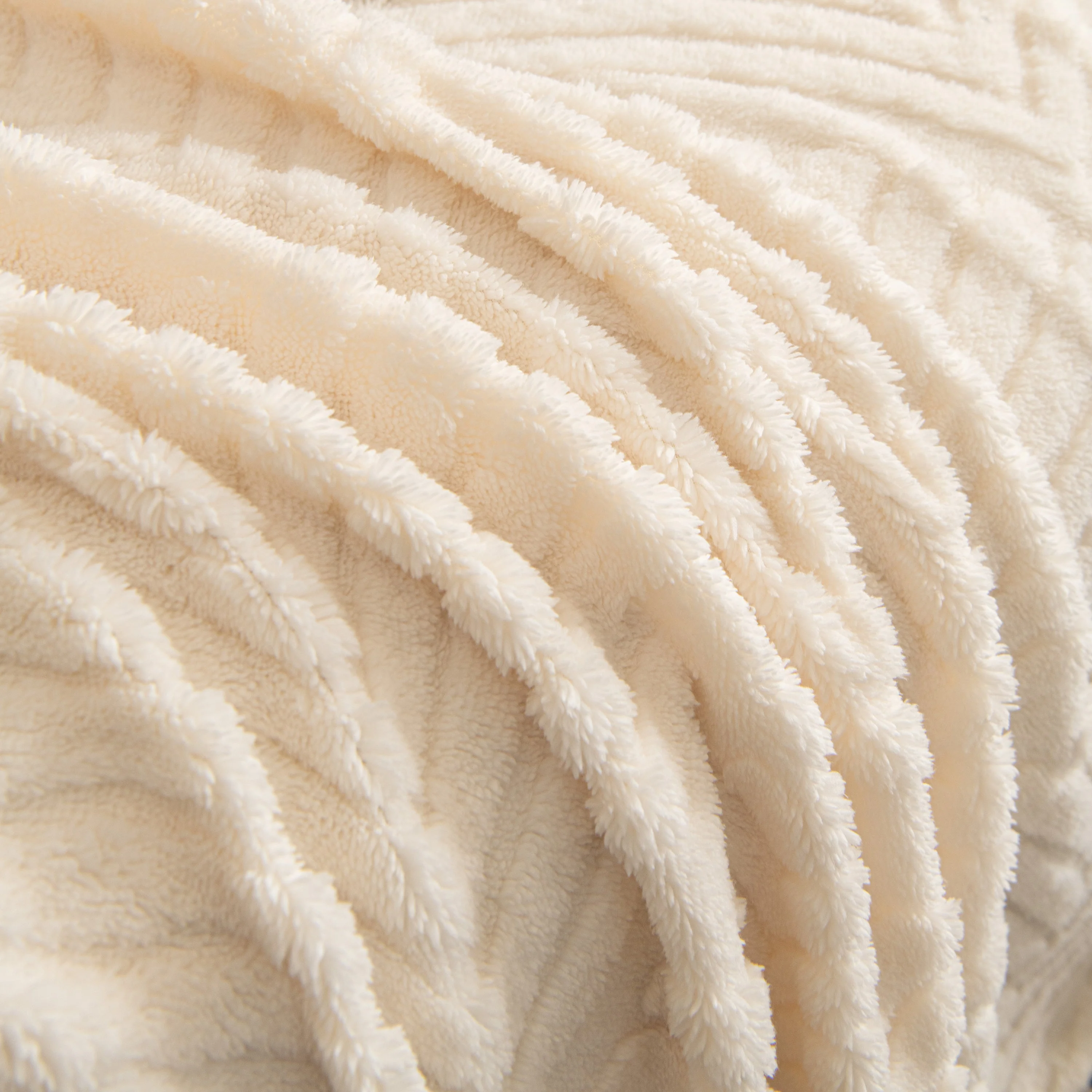 Winter Soft Plush Fleece Sofa Blanket Leaves Jacquard Couch Covers for Couches - Image 5