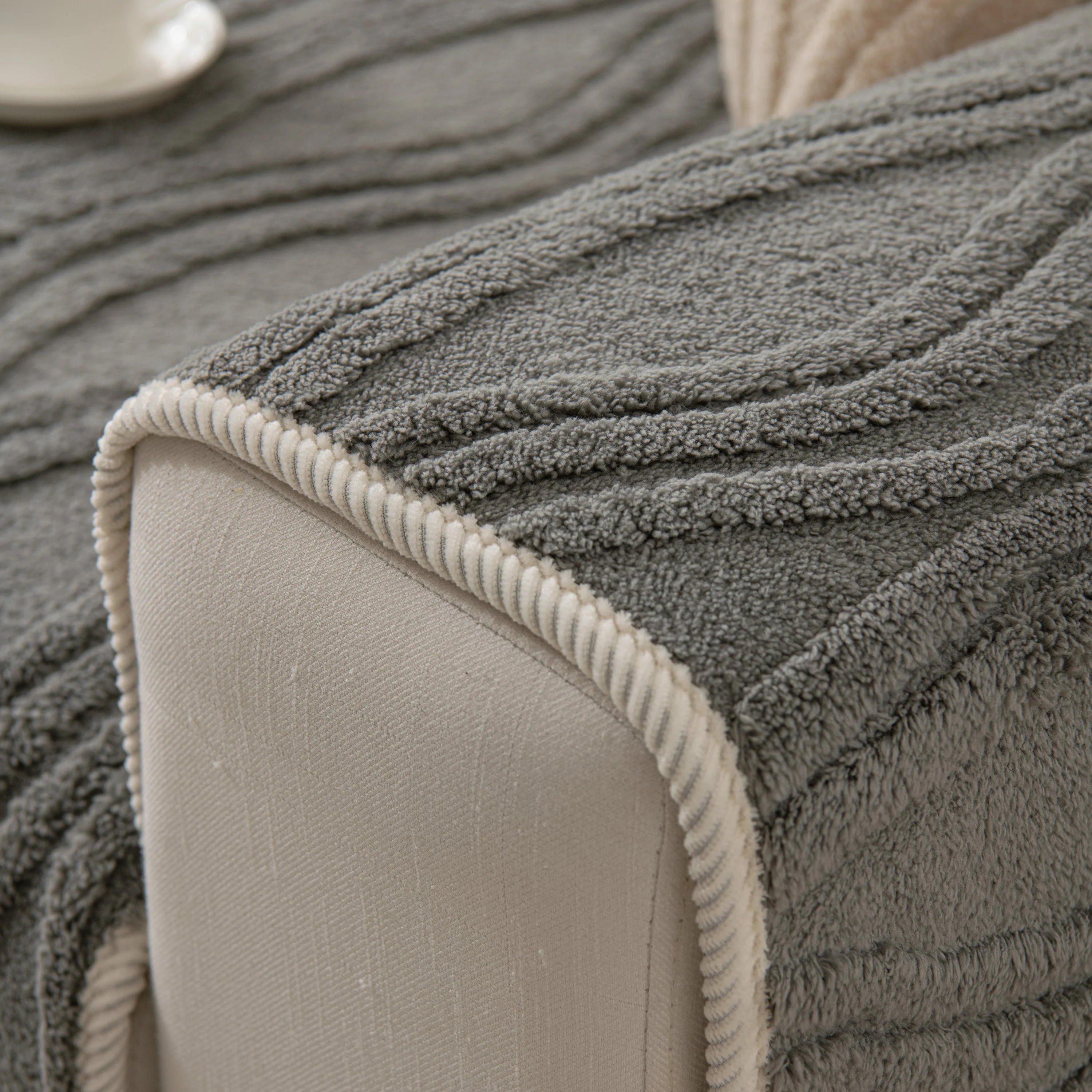 Winter Thickened Non-slip Blanket, Three-Dimensional Embossed Cotton Velvet Sofa Cover - Image 27