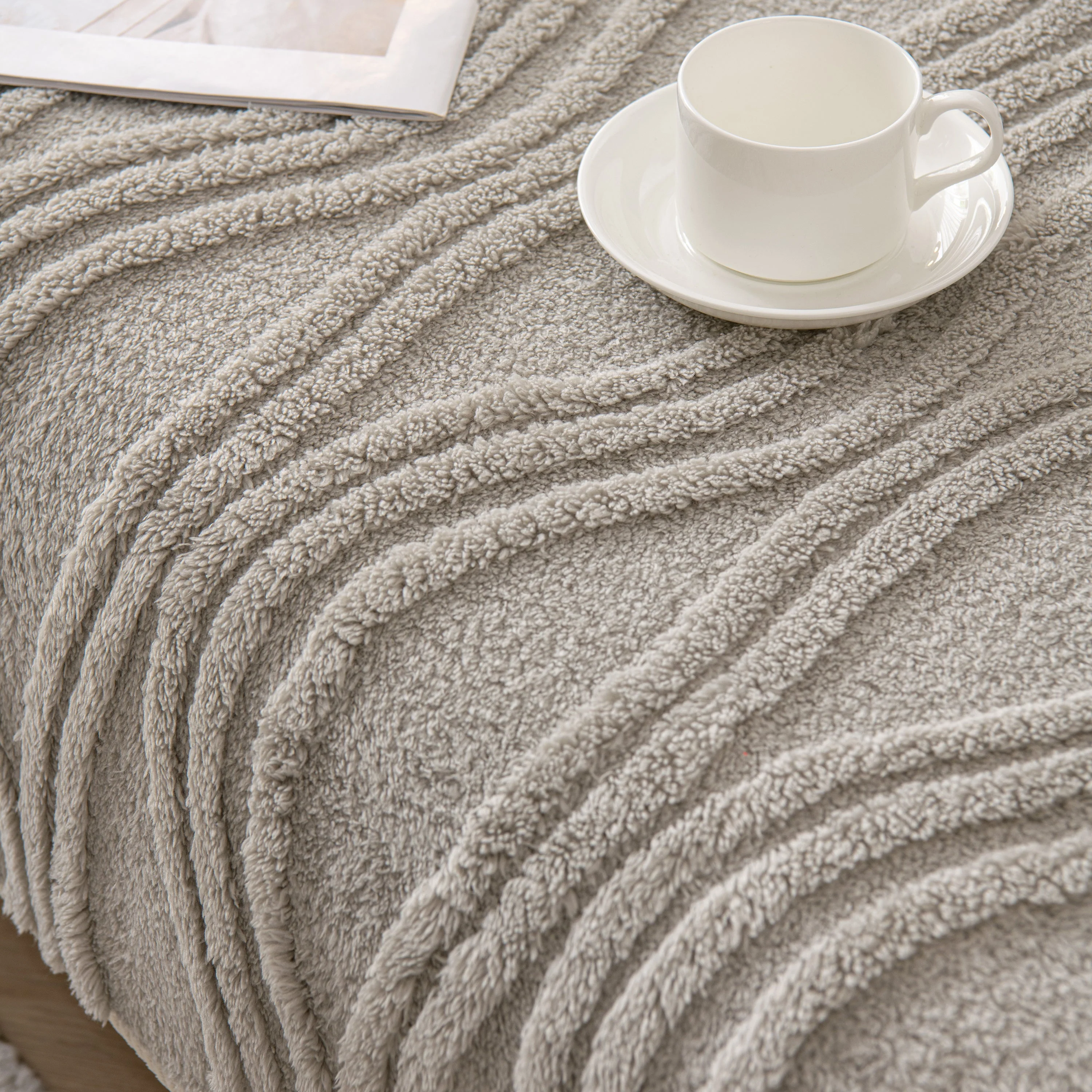 Winter Thickened Non-slip Blanket, Three-Dimensional Embossed Cotton Velvet Sofa Cover - Image 58