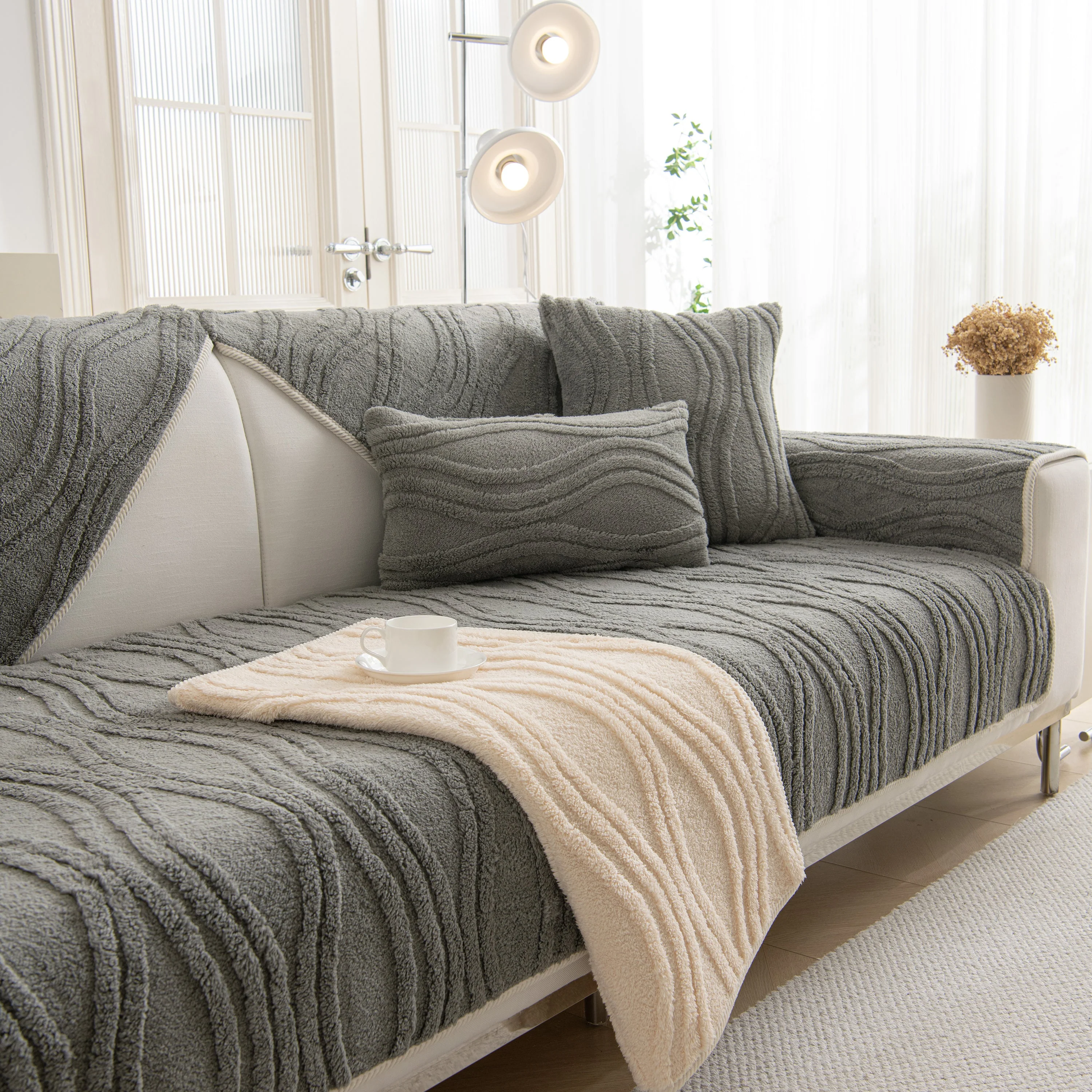 Winter Thickened Non-slip Blanket, Three-Dimensional Embossed Cotton Velvet Sofa Cover - Image 6