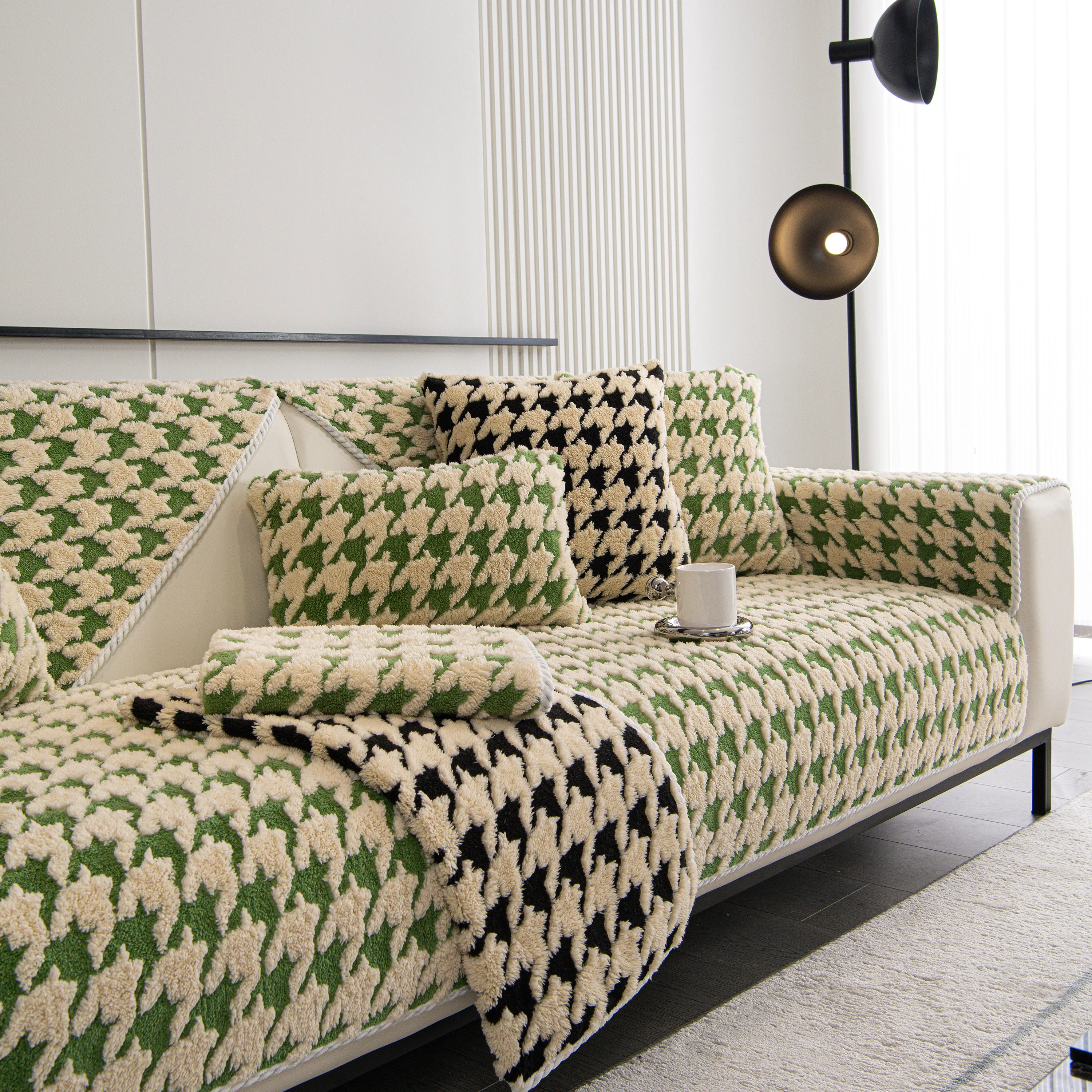 Winter Thickened Sherpa Fleece Houndstooth Sofa Cushion, Non-slip Sofa Cover with Plush - Image 100