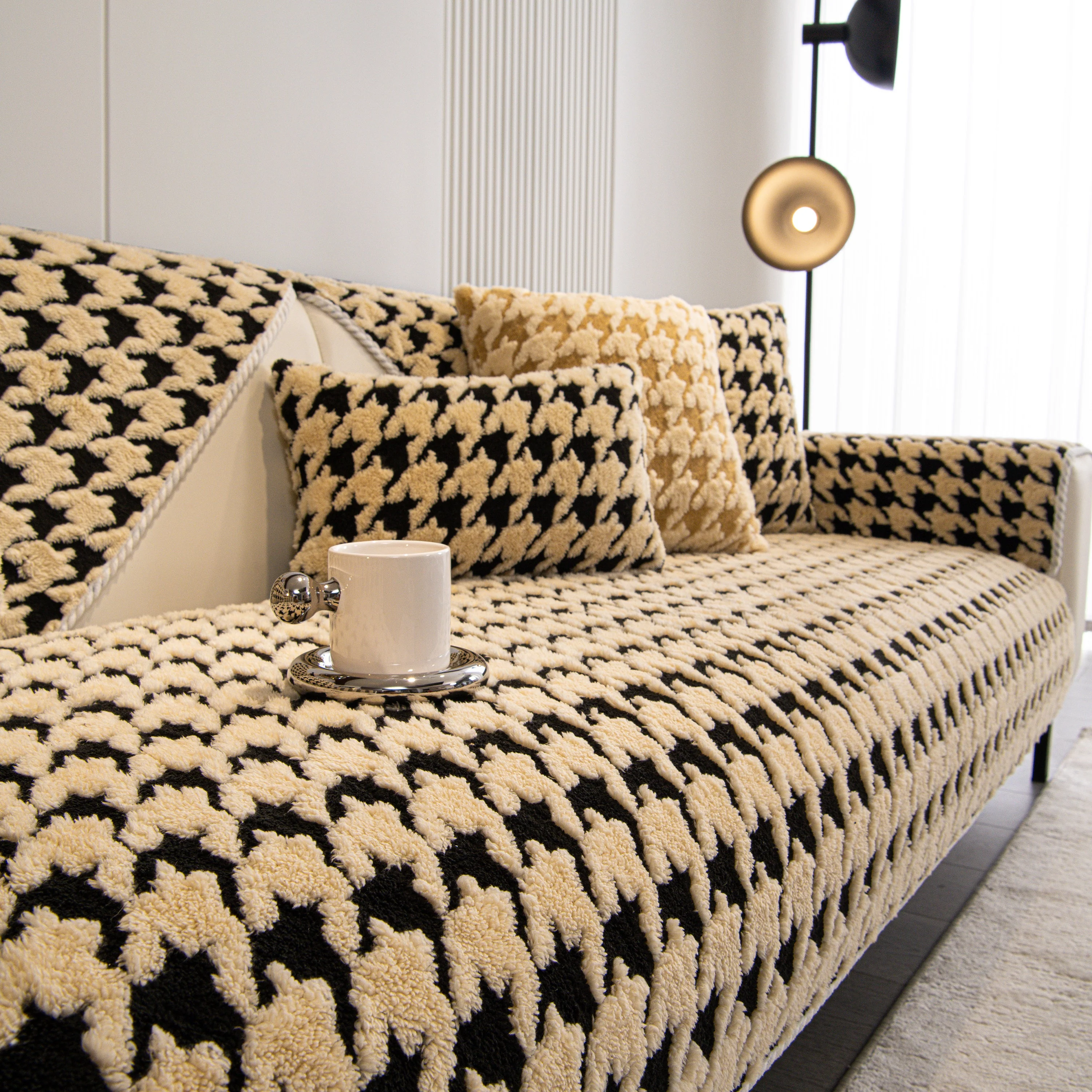 Winter Thickened Sherpa Fleece Houndstooth Sofa Cushion, Non-slip Sofa Cover with Plush - Image 50