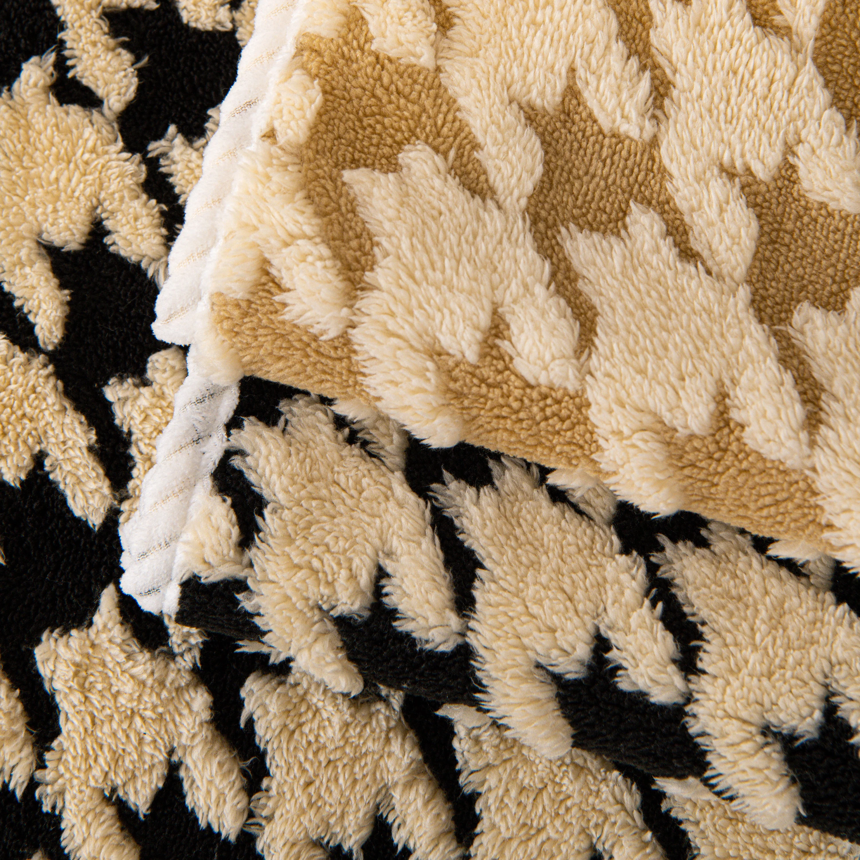 Winter Thickened Sherpa Fleece Houndstooth Sofa Cushion, Non-slip Sofa Cover with Plush - Image 58