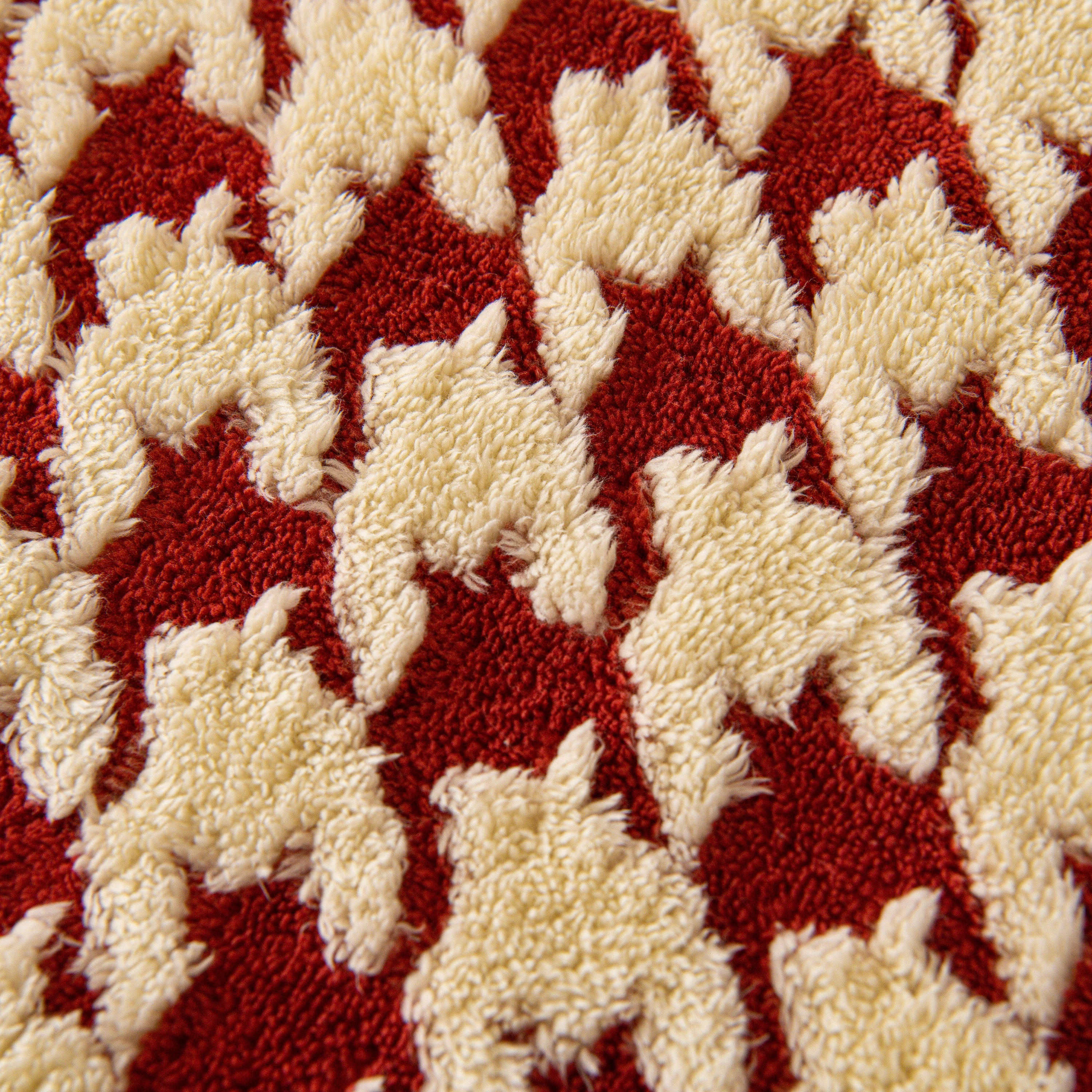 Winter Thickened Sherpa Fleece Houndstooth Sofa Cushion, Non-slip Sofa Cover with Plush - Image 6