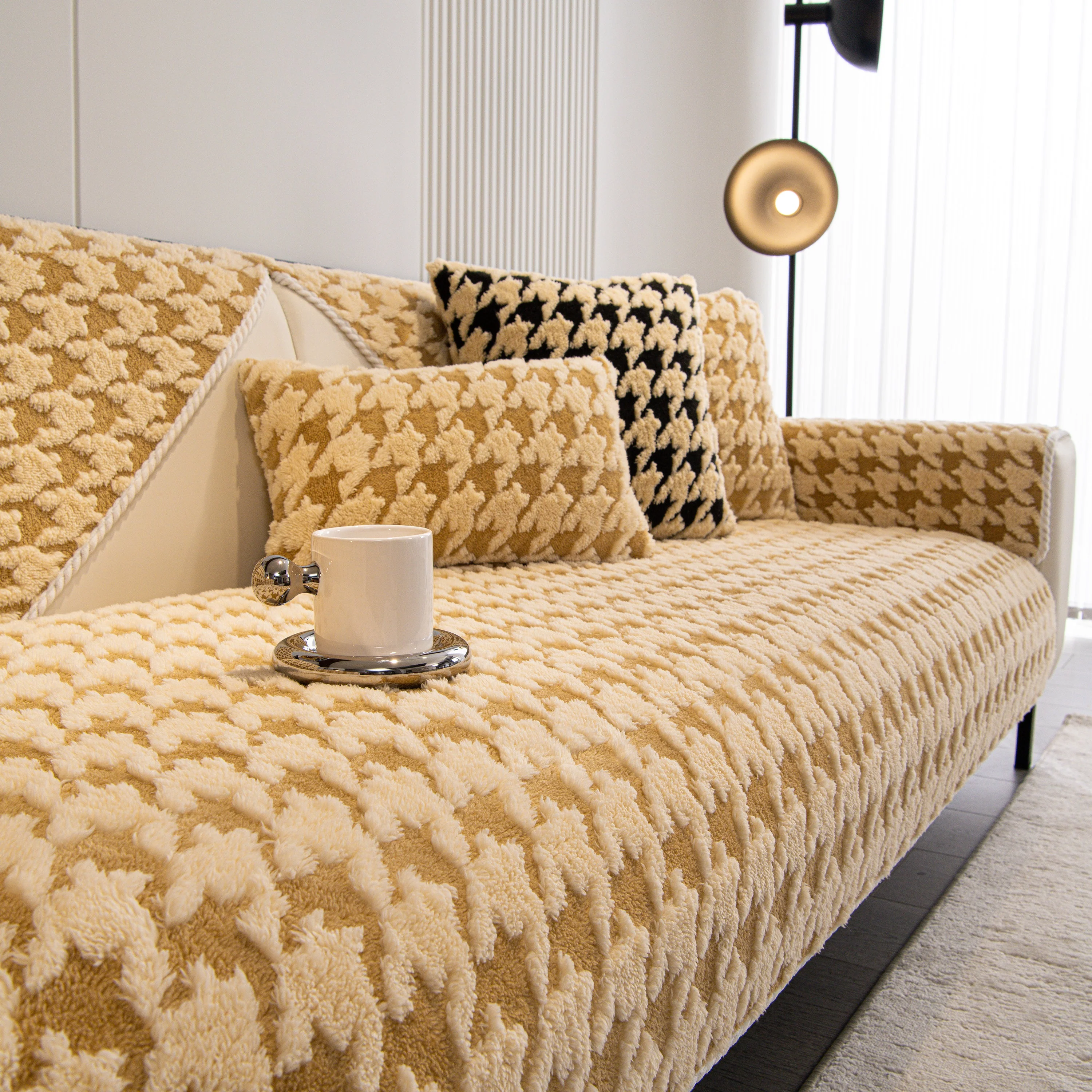 Winter Thickened Sherpa Fleece Houndstooth Sofa Cushion, Non-slip Sofa Cover with Plush - Image 82