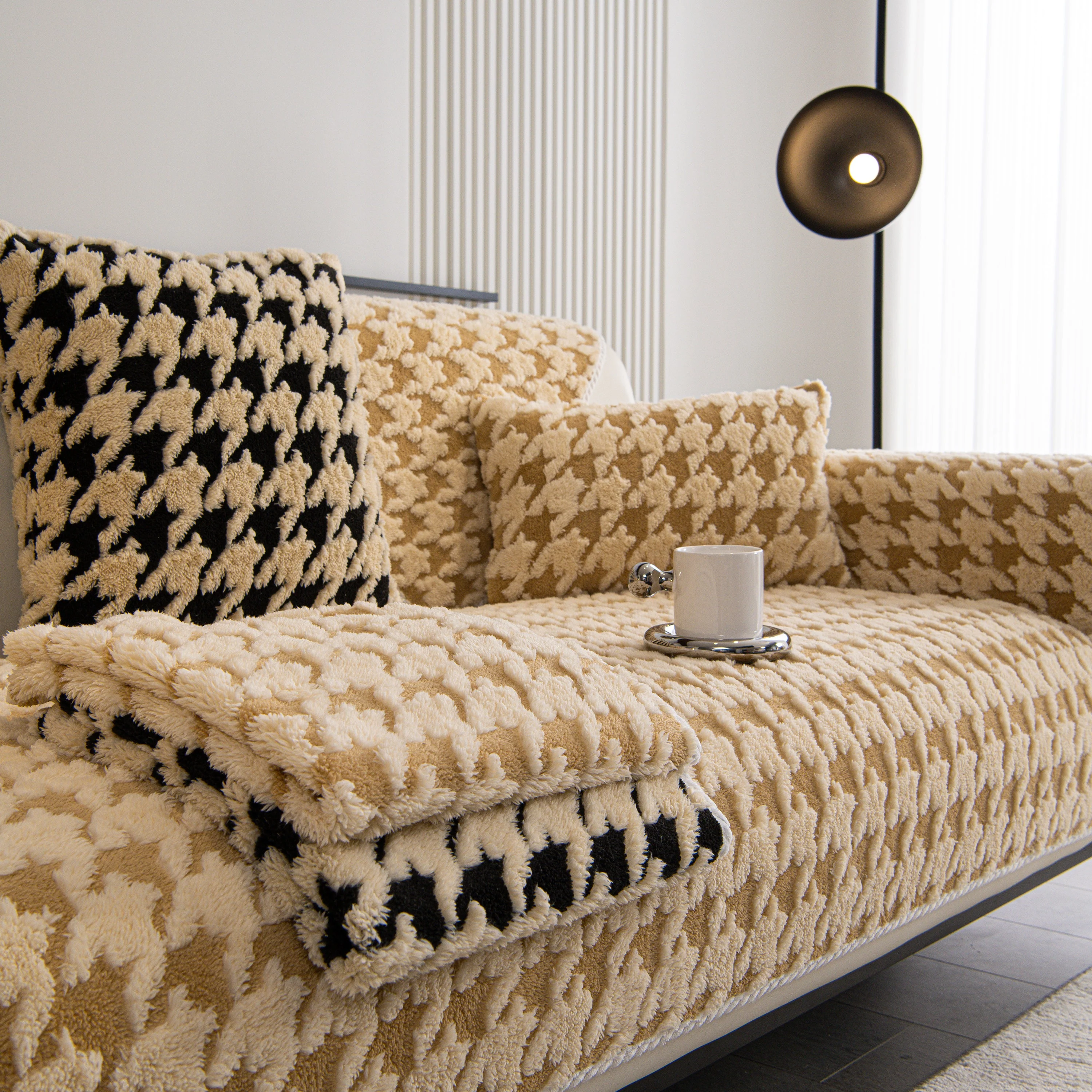 Winter Thickened Sherpa Fleece Houndstooth Sofa Cushion, Non-slip Sofa Cover with Plush - Image 91