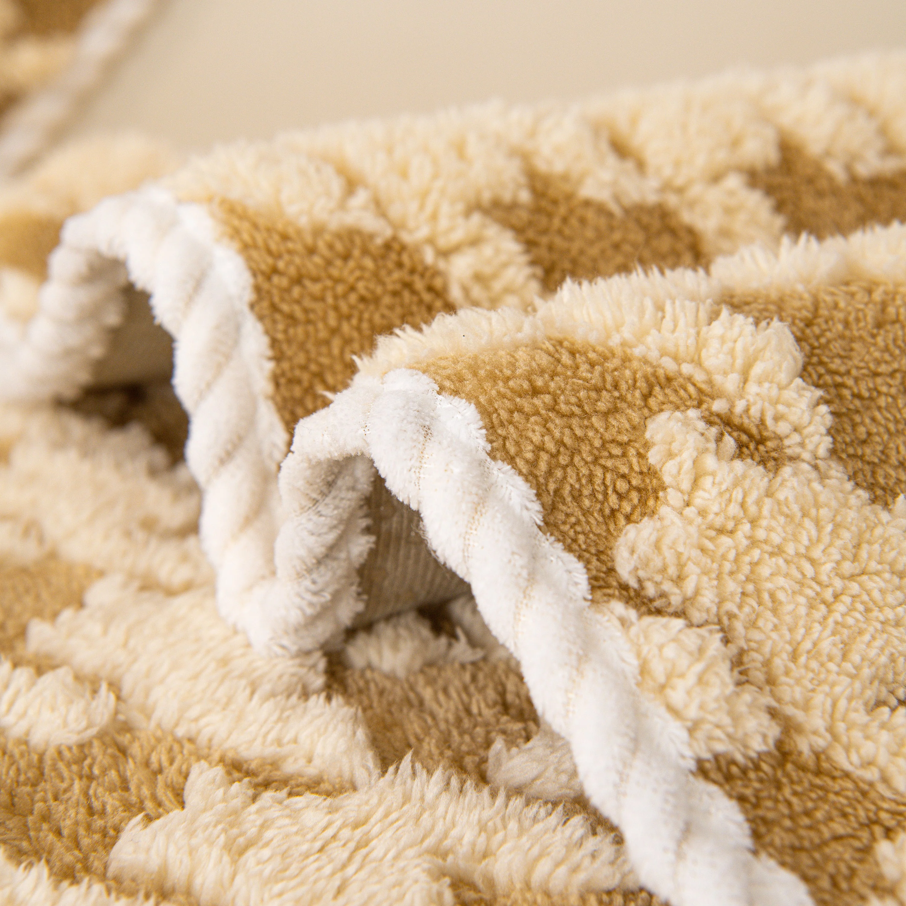 Winter Thickened Sherpa Fleece Houndstooth Sofa Cushion, Non-slip Sofa Cover with Plush - Image 97