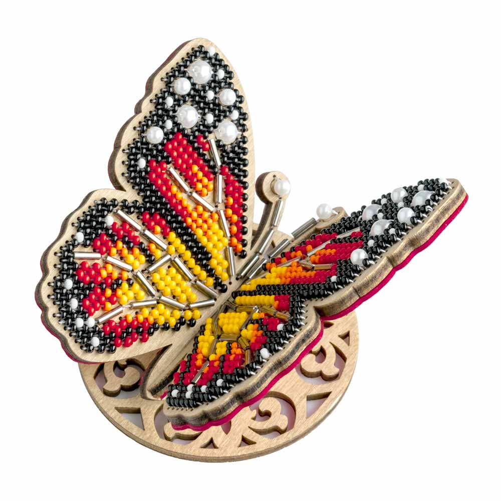 Wooden Bead Embroidery Kit – “Bright Butterfly” FLK-581 - Image 2