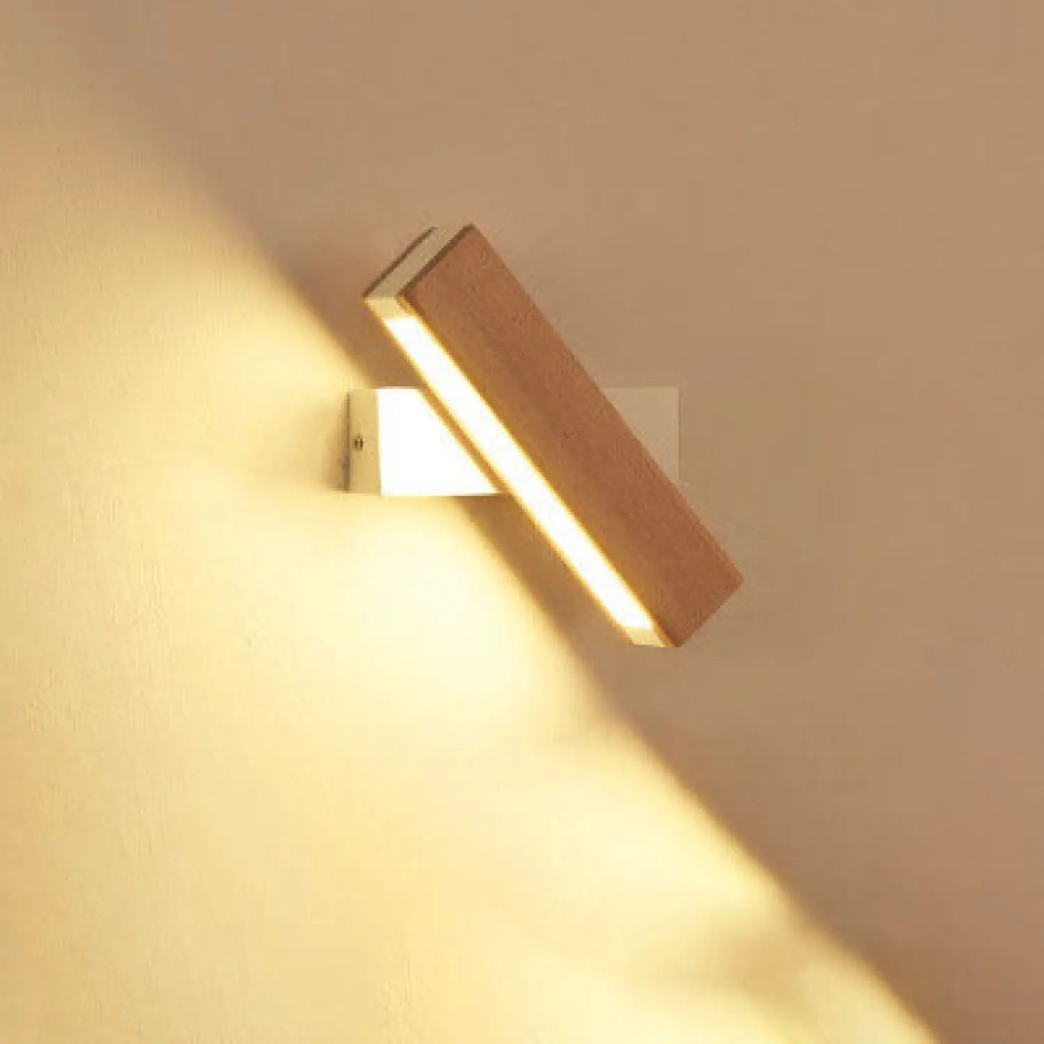 Wooden Wall Light with Modern LED Design for Living Room - Image 5