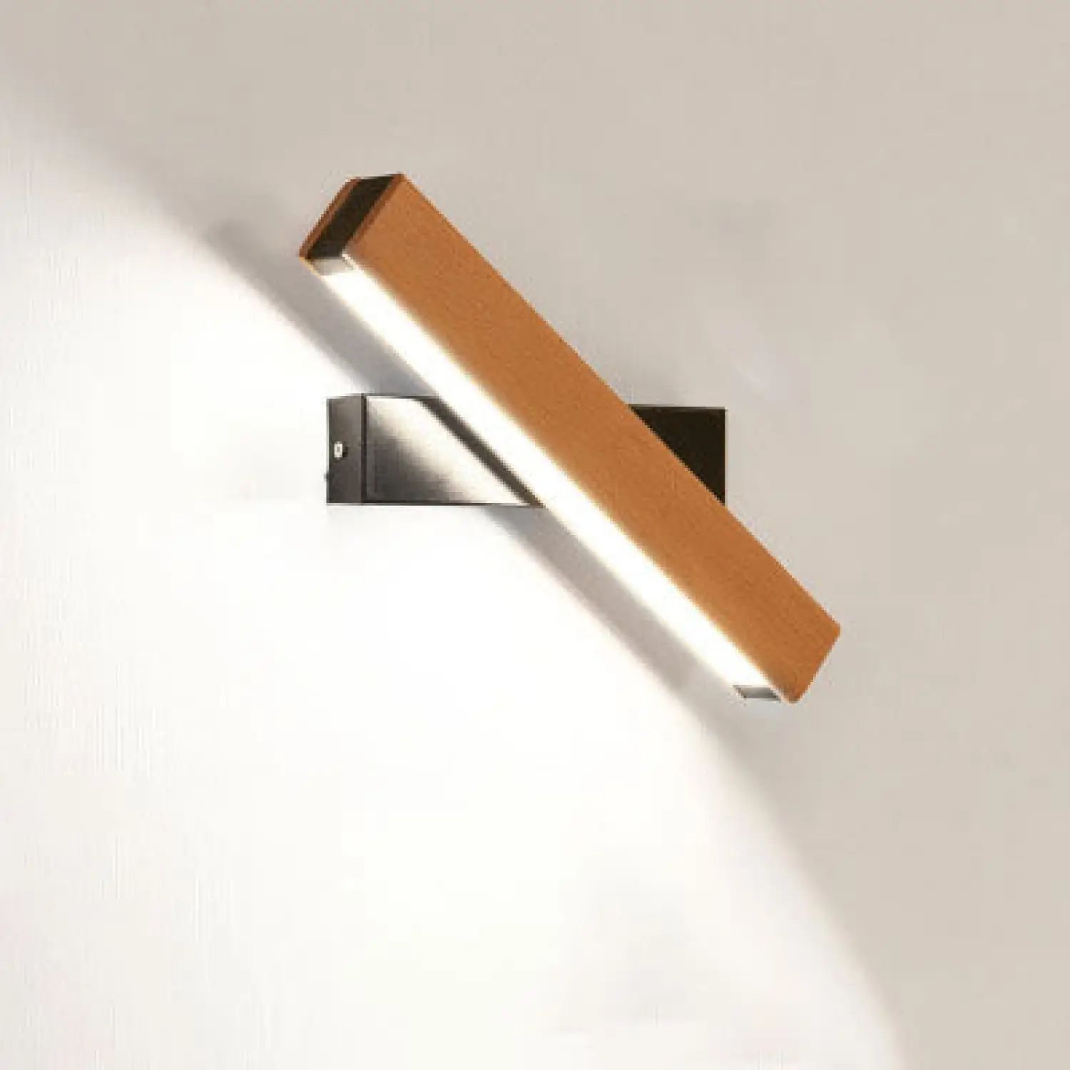Wooden Wall Light with Modern LED Design for Living Room - Image 8