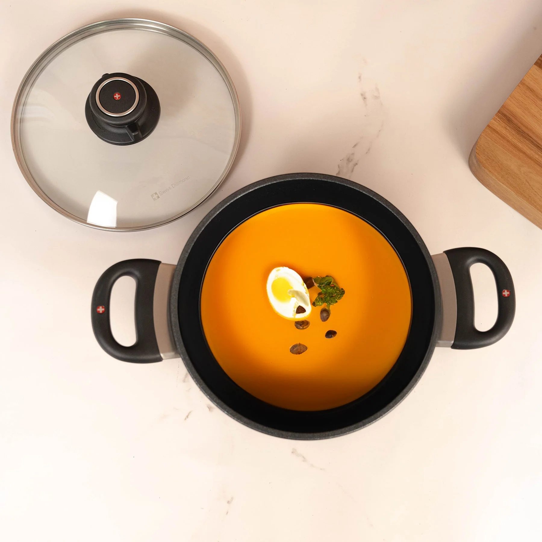 XD Nonstick Casserole with Glass Lid - Induction - Image 2