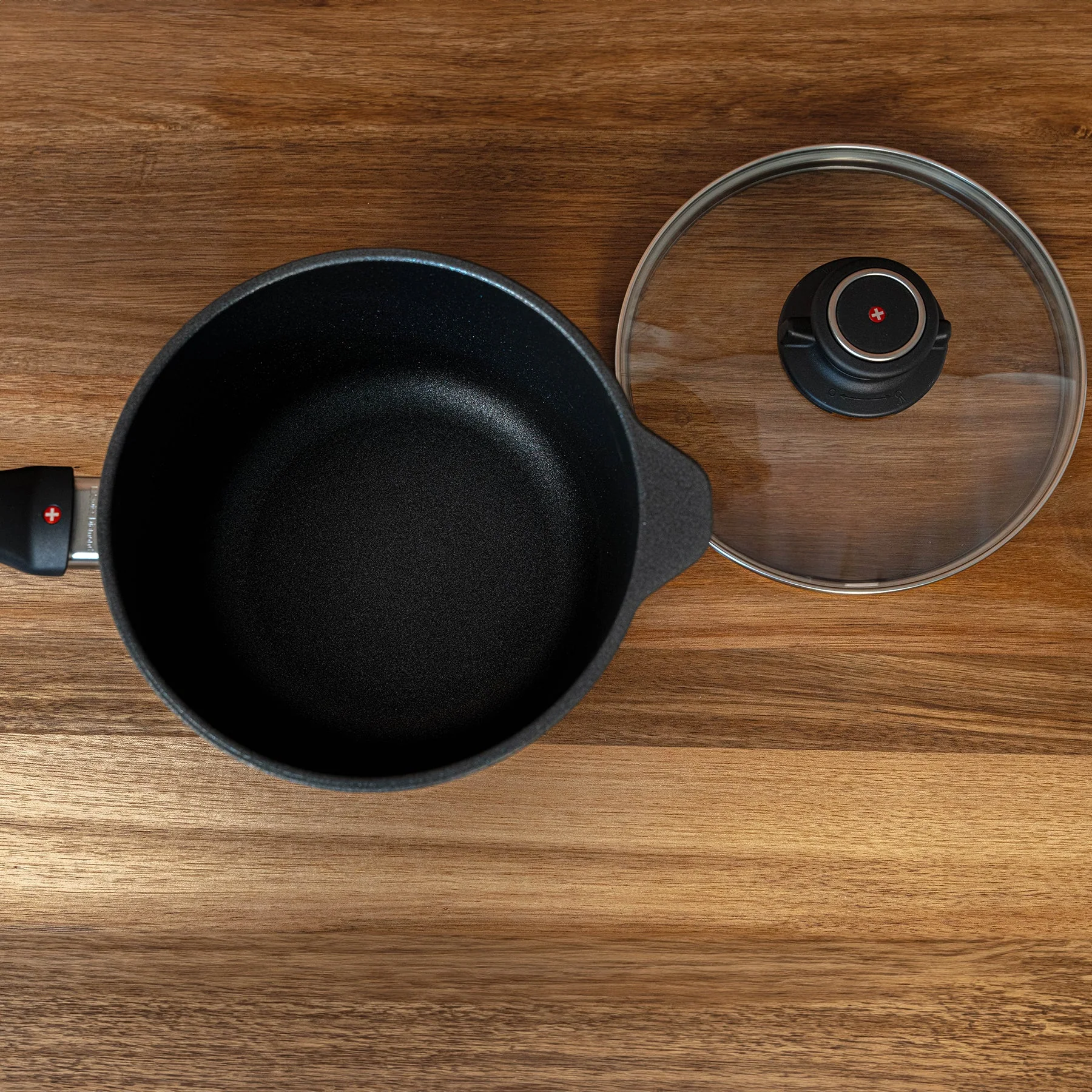 XD Nonstick Saucepan with Glass Lid - Induction - Image 3