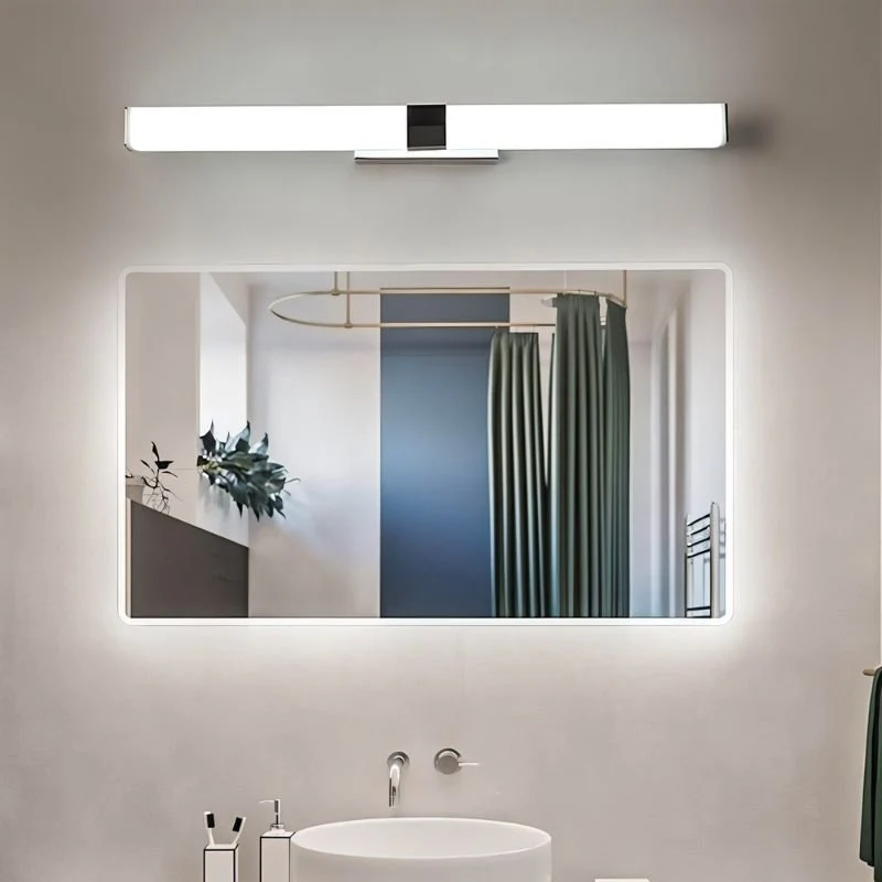 Xyphor Wall Lamp - Image 3