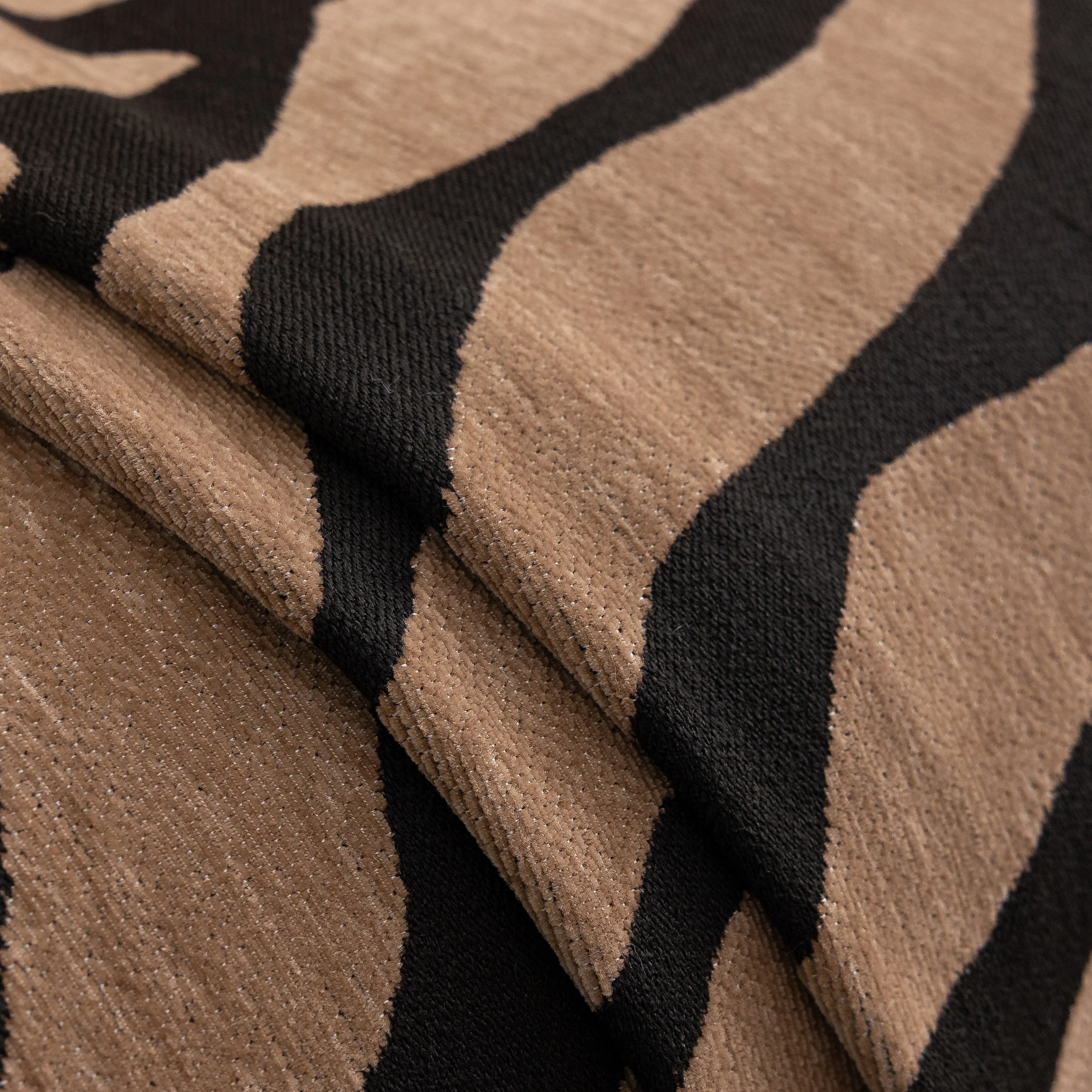 Zebra Striped Chenille Throw Sofa Cover Full-Cover Decorative Furniture Slipcover - Image 4